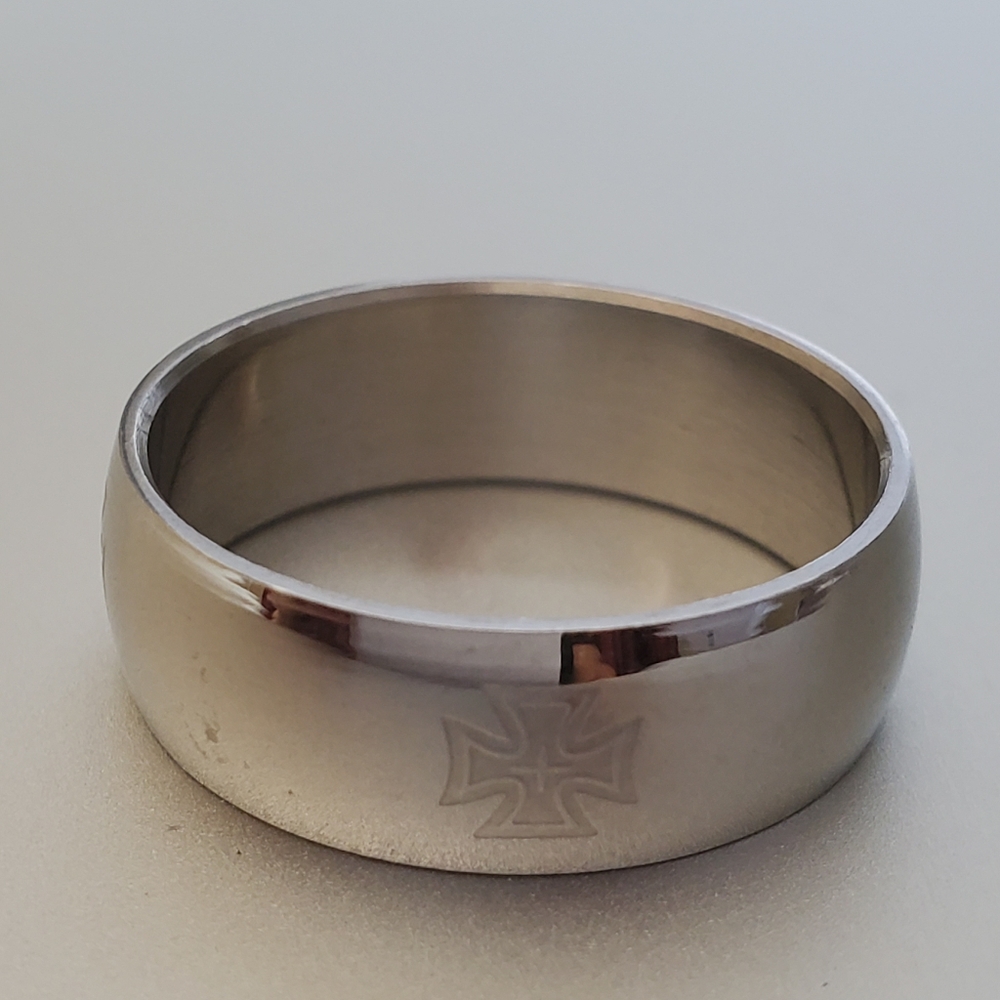 Stainless Steel Band Ring Cross Biker Sizes 10.5 12.25 13 - Picture 2 of 5